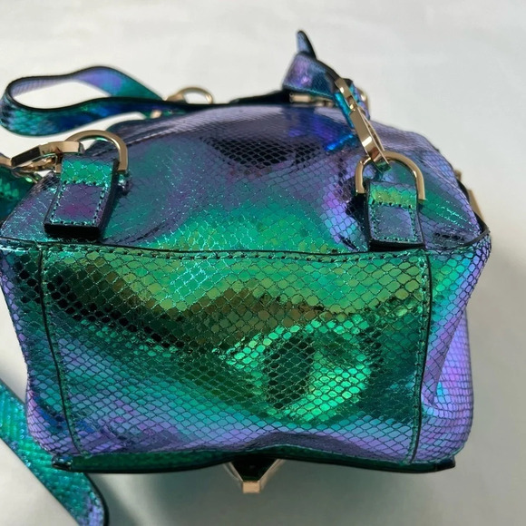 Ice Play By Iceberg Iridescent Blue And Green Mini Backpack New With Tags - Picture 5 of 12